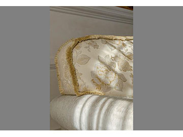 Divano classico Rigo modello Versailles-Luxury